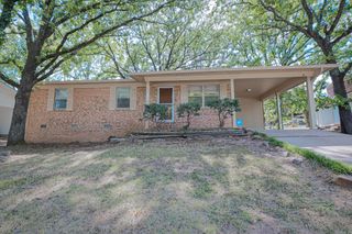 11121 Beverly Hills Drive, Little Rock, AR 72211