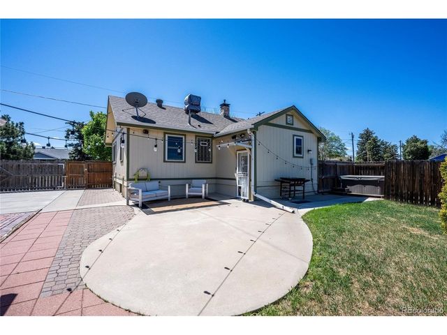 5855 W Virginia Ave, Lakewood, CO 80226