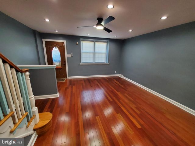 676 MAYFAIR ST, Philadelphia, PA 19120