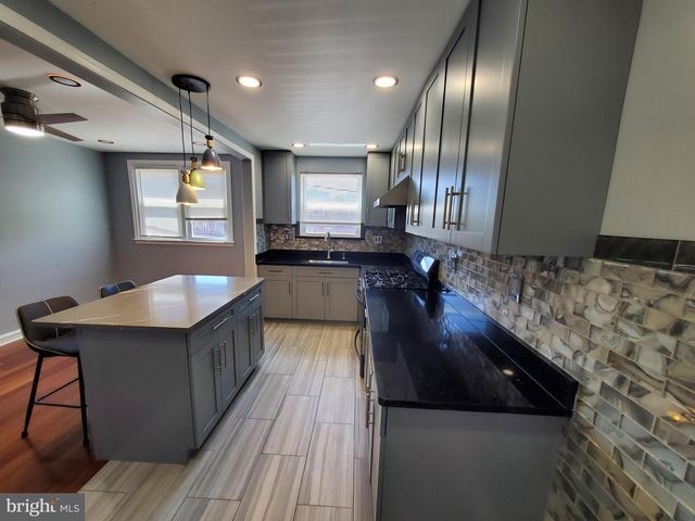 676 MAYFAIR ST, Philadelphia, PA 19120