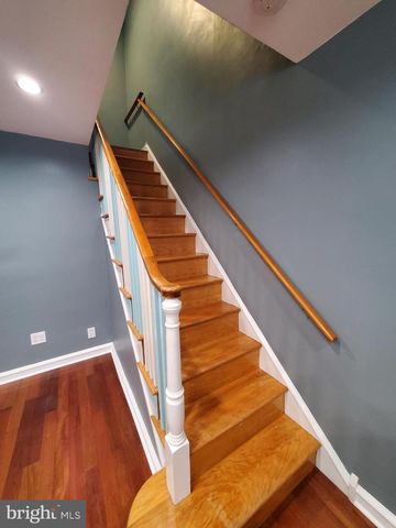 676 MAYFAIR ST, Philadelphia, PA 19120