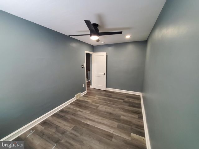 676 MAYFAIR ST, Philadelphia, PA 19120