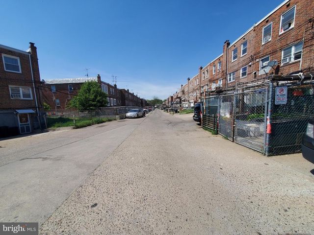 676 MAYFAIR ST, Philadelphia, PA 19120
