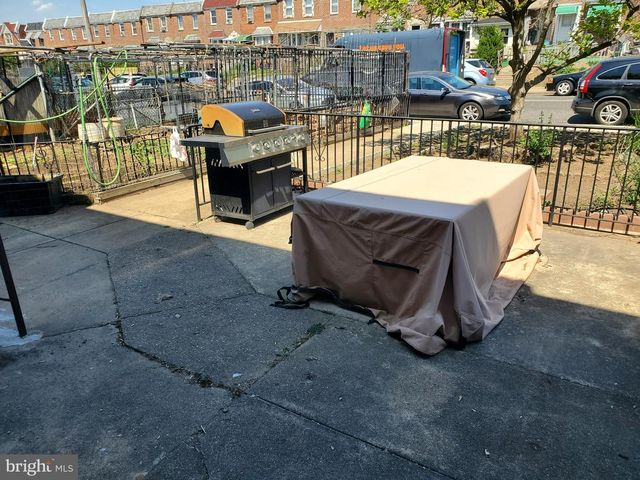 676 MAYFAIR ST, Philadelphia, PA 19120