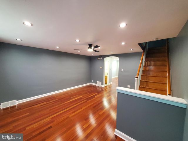 676 MAYFAIR ST, Philadelphia, PA 19120