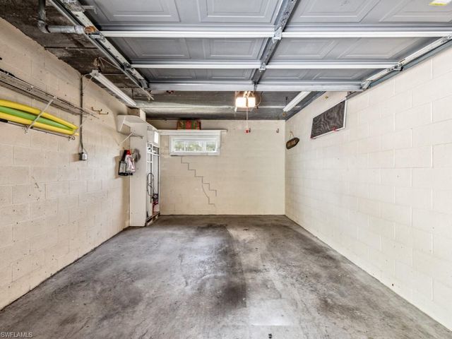 7702 Pebble Creek CIR # 201, Naples, FL 34108