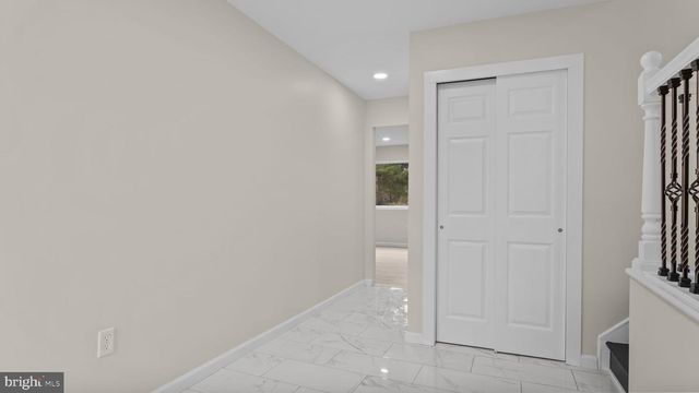 2410 EXTON RD, Hatboro, PA 19040