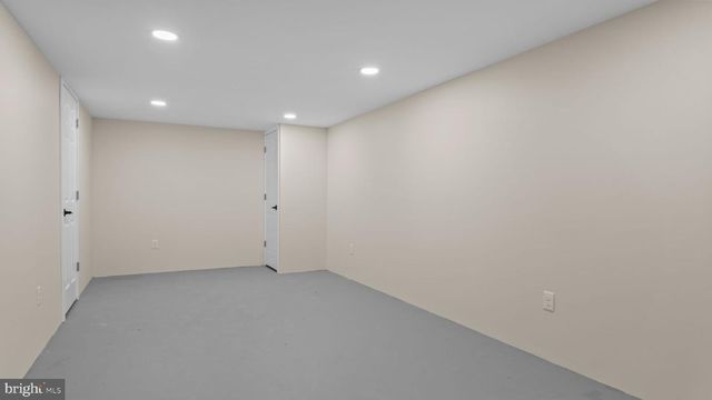 2410 EXTON RD, Hatboro, PA 19040