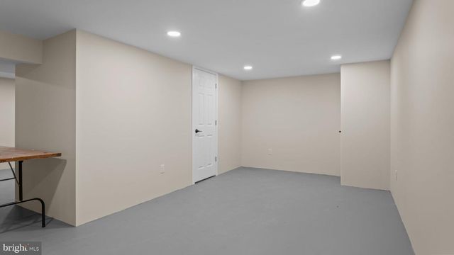 2410 EXTON RD, Hatboro, PA 19040