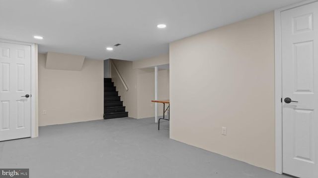 2410 EXTON RD, Hatboro, PA 19040