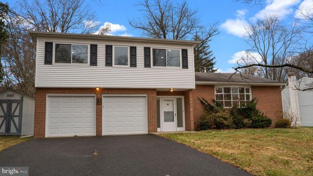 2410 EXTON RD, Hatboro, PA 19040