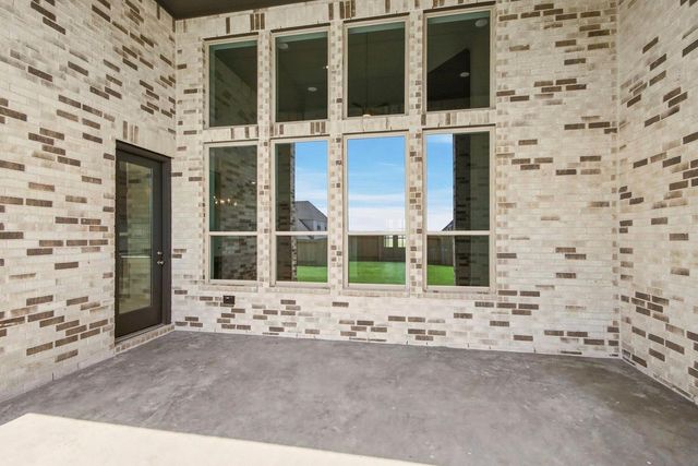 307 Barbet Court, Montgomery, TX 77316