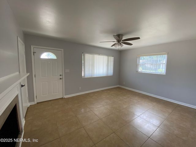 2320 ARDMORE Court, Jacksonville, FL 32211