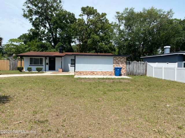 2320 ARDMORE Court, Jacksonville, FL 32211