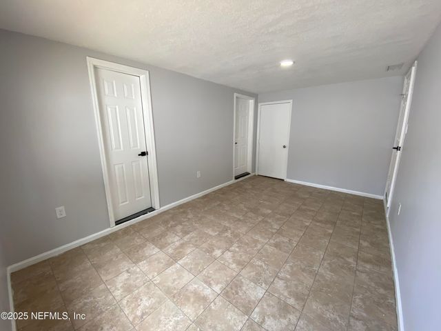2320 ARDMORE Court, Jacksonville, FL 32211