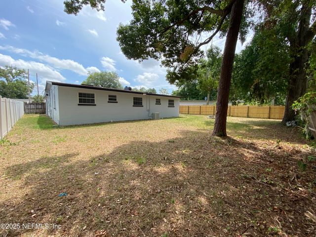 2320 ARDMORE Court, Jacksonville, FL 32211