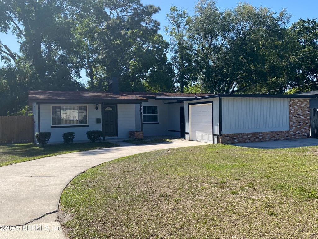 2320 ARDMORE Court, Jacksonville, FL 32211