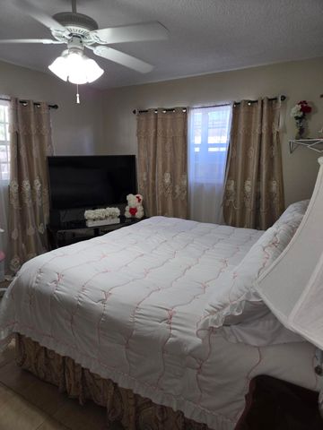 2396 Daphne Drive, West Palm Beach, FL 33415