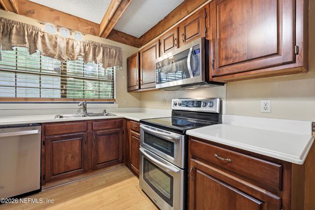 802 S 15TH Street, Palatka, FL 32177