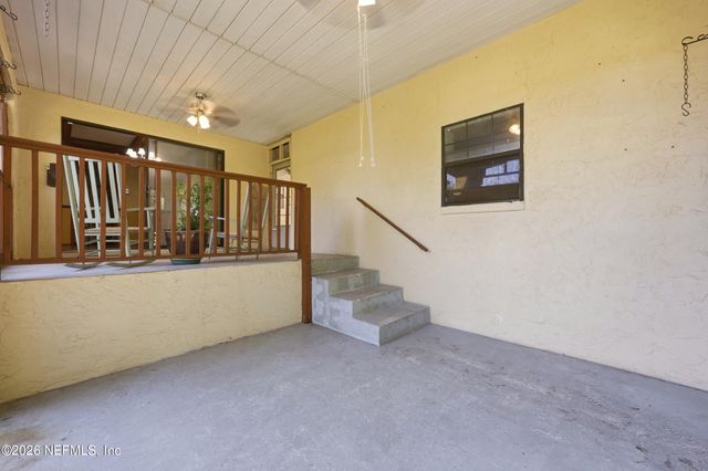 802 S 15TH Street, Palatka, FL 32177