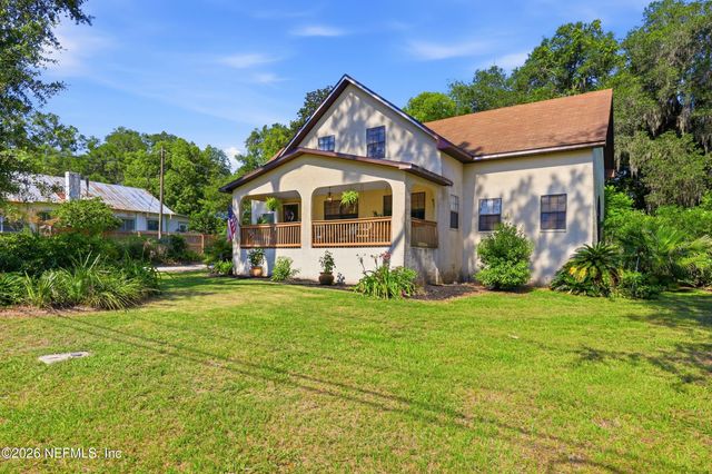 802 S 15TH Street, Palatka, FL 32177
