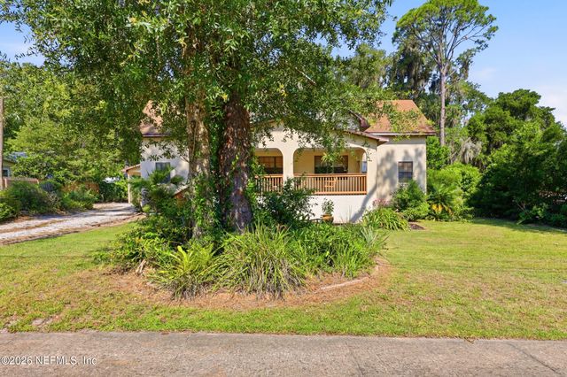 802 S 15TH Street, Palatka, FL 32177