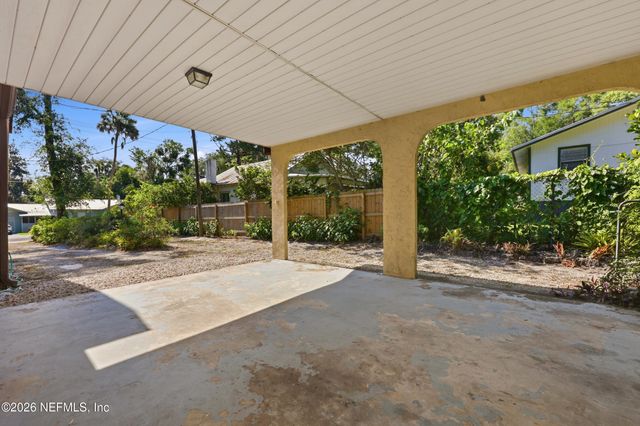 802 S 15TH Street, Palatka, FL 32177