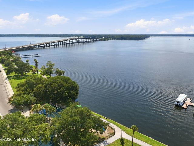 802 S 15TH Street, Palatka, FL 32177