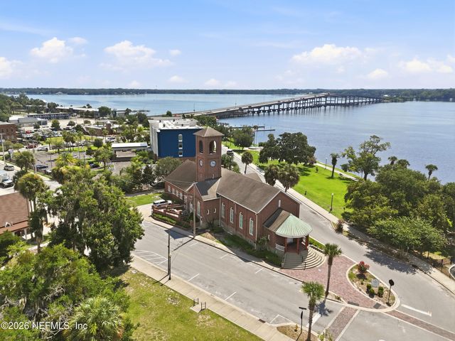 802 S 15TH Street, Palatka, FL 32177