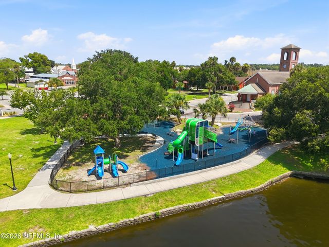 802 S 15TH Street, Palatka, FL 32177