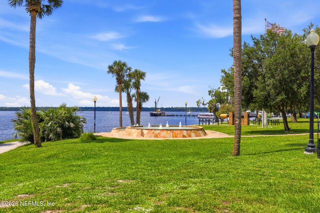 802 S 15TH Street, Palatka, FL 32177