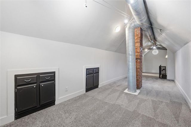 6033 Harrison Street, Kansas City, MO 64110