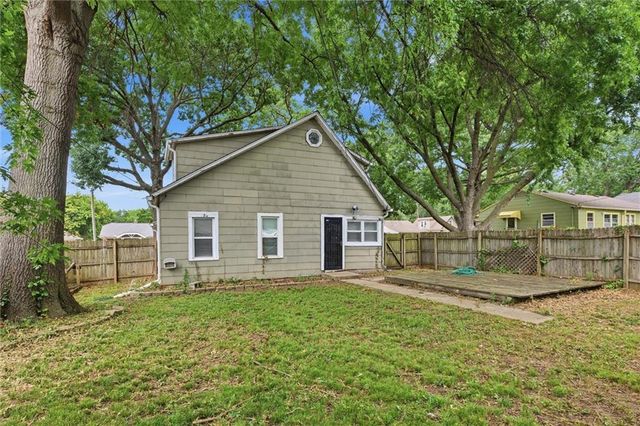 6033 Harrison Street, Kansas City, MO 64110
