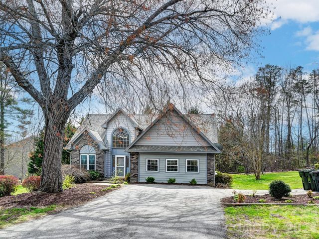 6 Warbler Drive, Fletcher, NC 28732