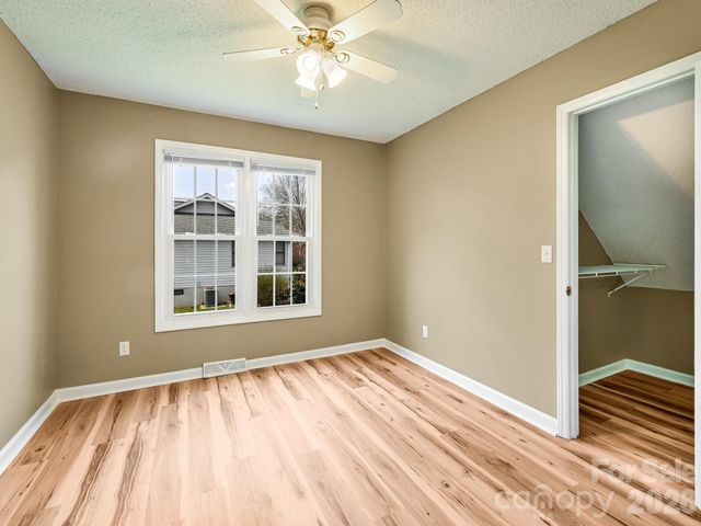 6 Warbler Drive, Fletcher, NC 28732