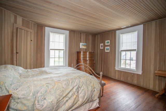 69 Chapman Avenue, Westbrook, CT 06498