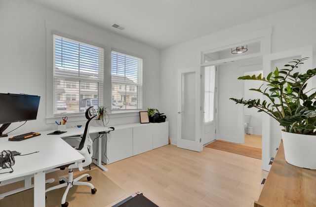 7753 Park Gate Drive, North Charleston, SC 29418