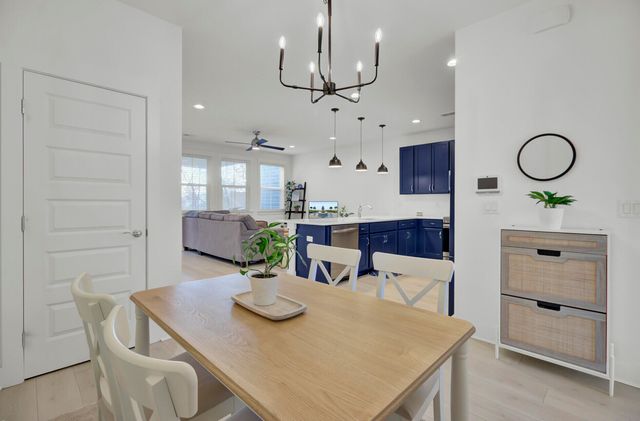 7753 Park Gate Drive, North Charleston, SC 29418