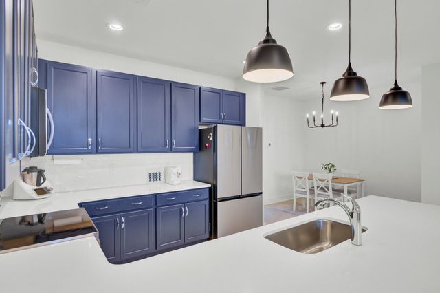 7753 Park Gate Drive, North Charleston, SC 29418