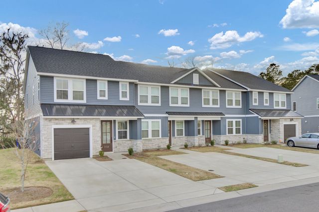 7753 Park Gate Drive, North Charleston, SC 29418