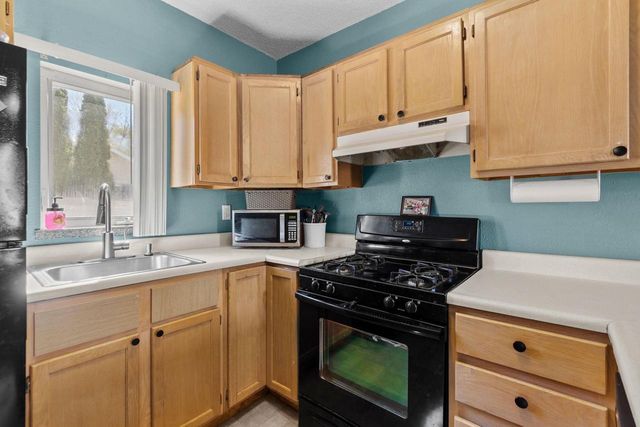 219 2ND STREET, Manawa, WI 54949