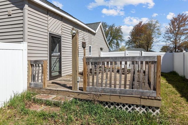 219 2ND STREET, Manawa, WI 54949