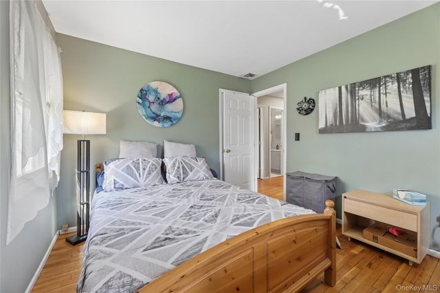 635 S Pascack Road, Spring Valley, NY 10977