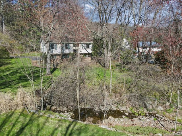 635 S Pascack Road, Spring Valley, NY 10977