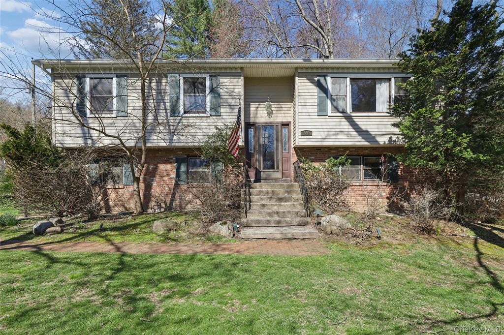 635 S Pascack Road, Spring Valley, NY 10977