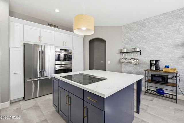 2630 E Silverwood Drive, Phoenix, AZ 85048