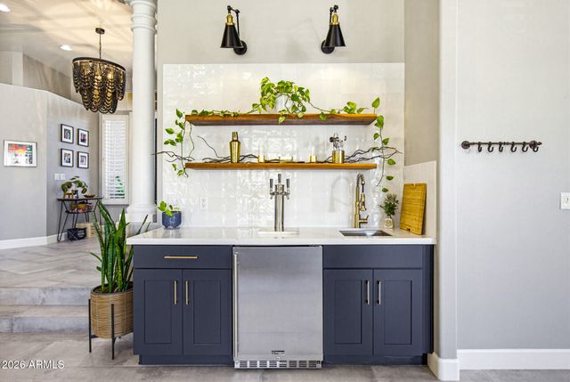 2630 E Silverwood Drive, Phoenix, AZ 85048