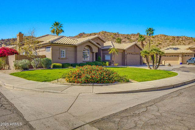 2630 E Silverwood Drive, Phoenix, AZ 85048