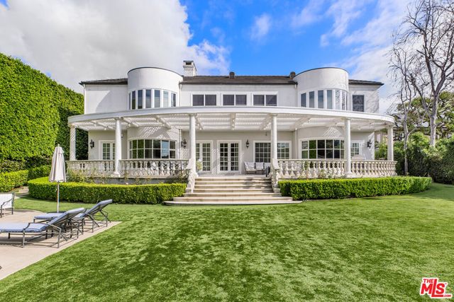 709 N Maple Drive, Beverly Hills, CA 90210