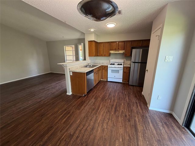 6201 Berkett CV, Austin, TX 78745
